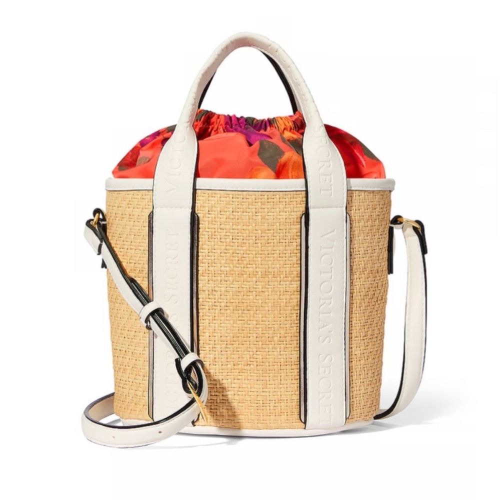 NWT Victoria's Secret Raffia and White Faux Leather Top Handle Bucket Bag